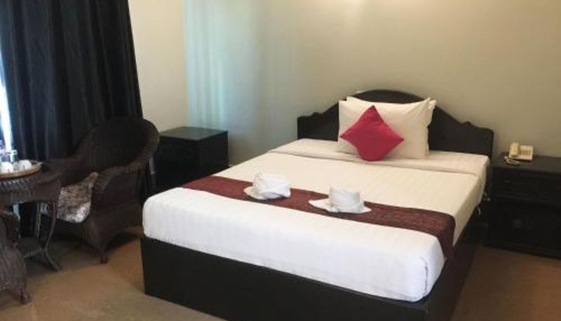 Oda - Central Night Hotel