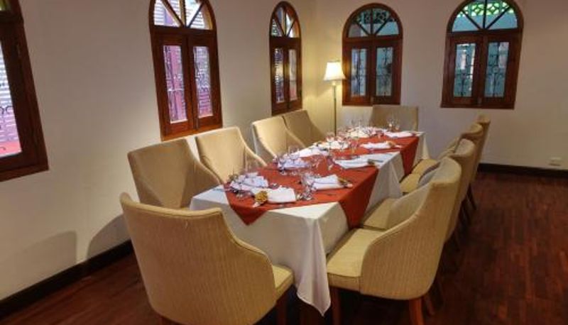 Sala śniadaniowa w restauracji - Sunset INN by Pro-Ema