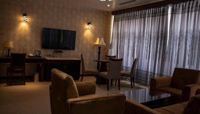 Habitación estándar - RATNA HOTEL