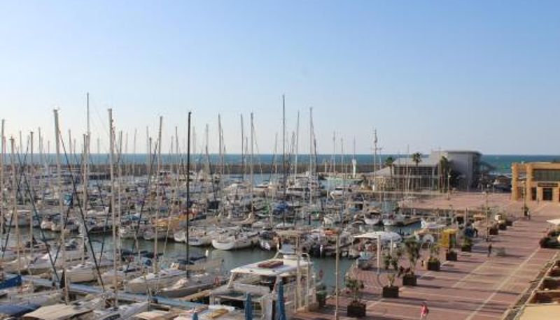 Bilgi - First Class Marina Herzlia