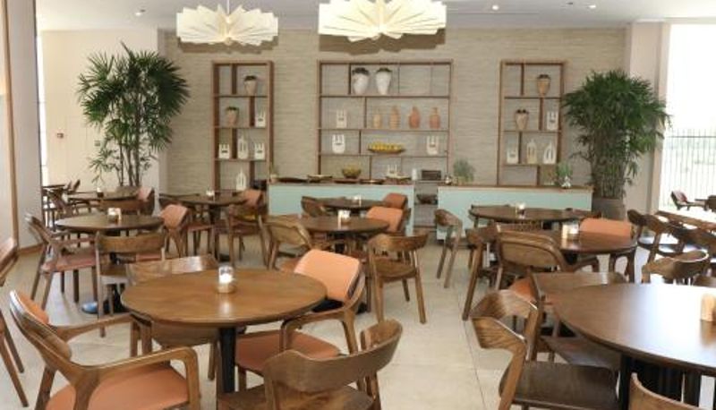 Ontbijtzaal in het restaurant - Gomeh by Isrotel Collection