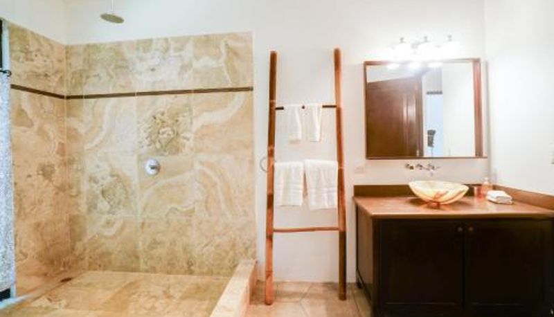 Chambre Standard - Makara Suite Mariposa Ground Floor