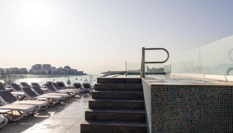 Piscina - Alavits Hotel by ST Hotels
