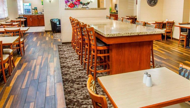 Restaurant - Quality Inn Oakwood