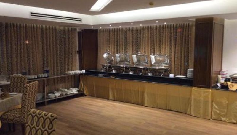 Sala śniadaniowa w restauracji - Marino Royal Hotel