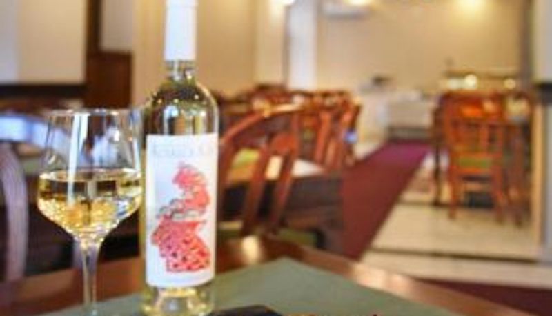 Frühstücksraum innerhalb des Restaurants - Hotel Moldavia