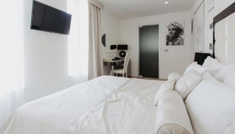 Info - Luxury Hotel Amabilis