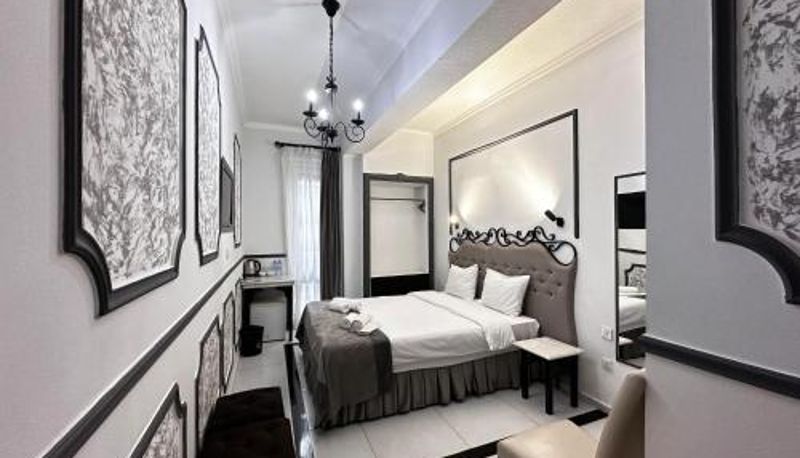 Zimmer - The One Boutique