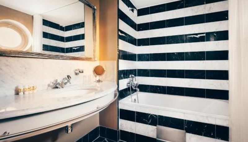 Łazienka - a Member of Design Hotels  Stockholm Stallmästaregården Hotel