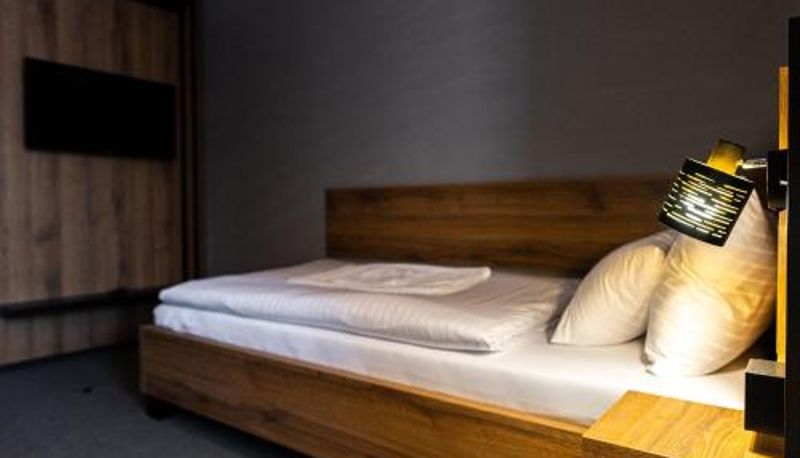 Info - Hotel Carrera