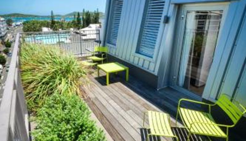 Suite - Gondwana City Green