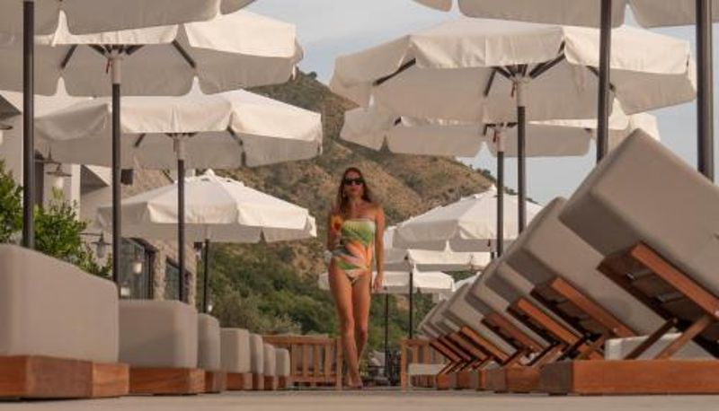 Terasse - Vivid Blue Serenity Resort
