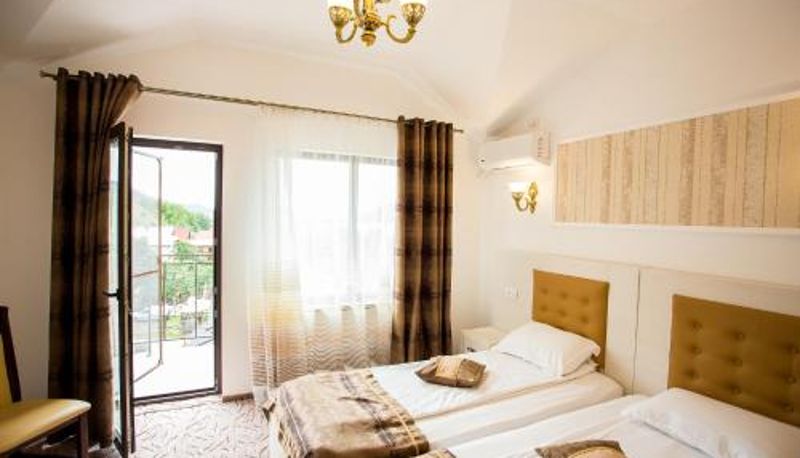 Room - Hotel-Restaurant Ayan & SPA Piatra Neamt