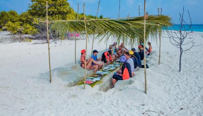 Breakfast room within the restaurant - Fodhdhoo - Maldives Sabba Beach Suite