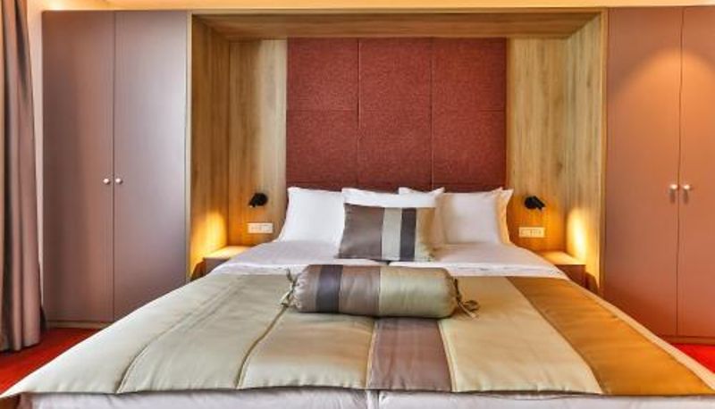 Bilgi - Carine Hotel Centar