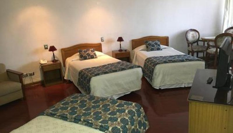 Dreibettzimmer - Hotel Montecarlo Viña del Mar