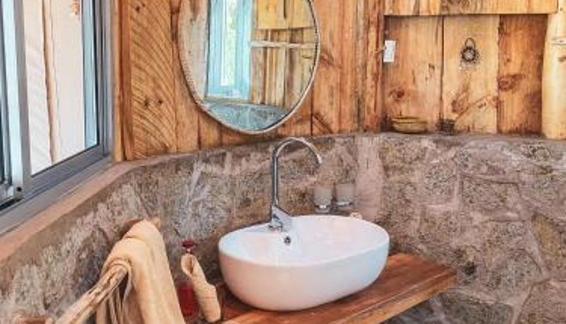 Banyo - Foresight Eco Lodge & Safari