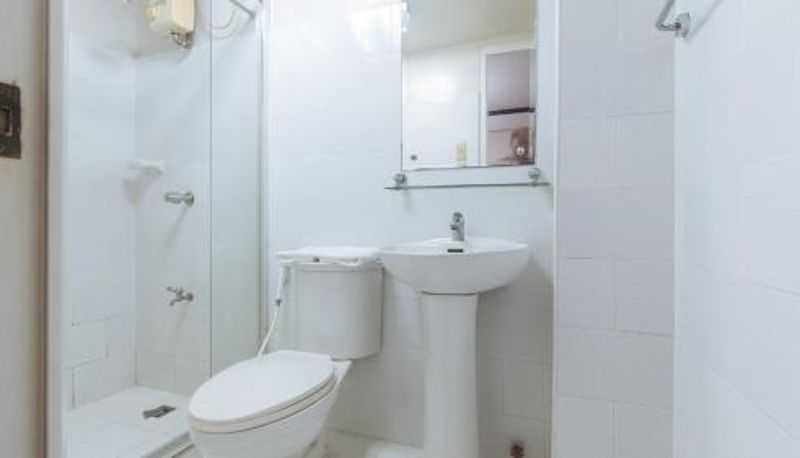 Oda - El Rico Suite Makati by RedDoorz