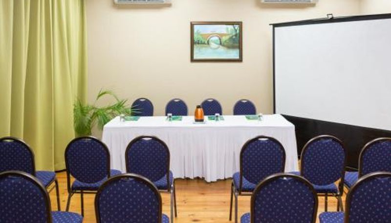 Business center - The Liguanea Club