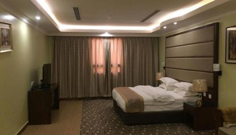 Info - فــنــدق بــرجــس Hotel