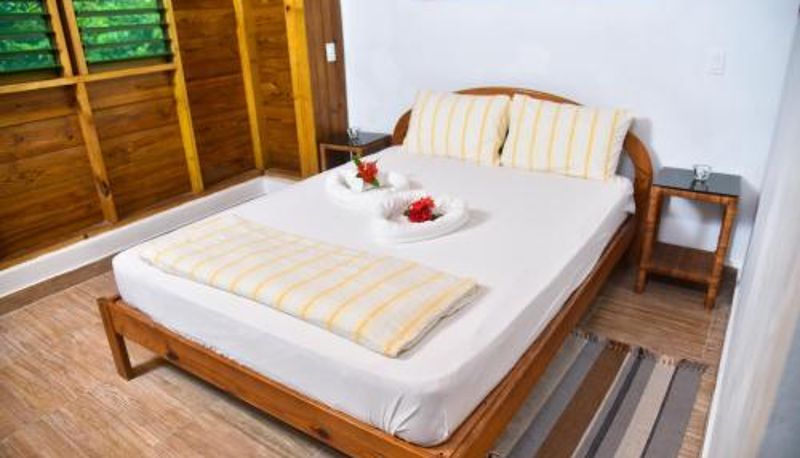 Info - Lighthouse Inn 2