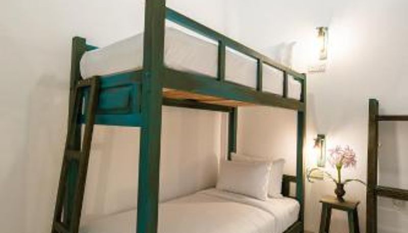 Kamer - Moi Galle Fort by DBI