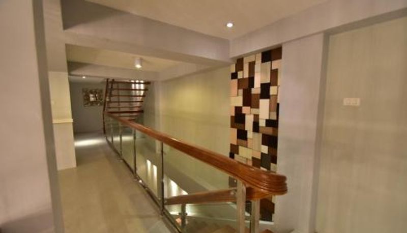 Información - Almont City Hotel