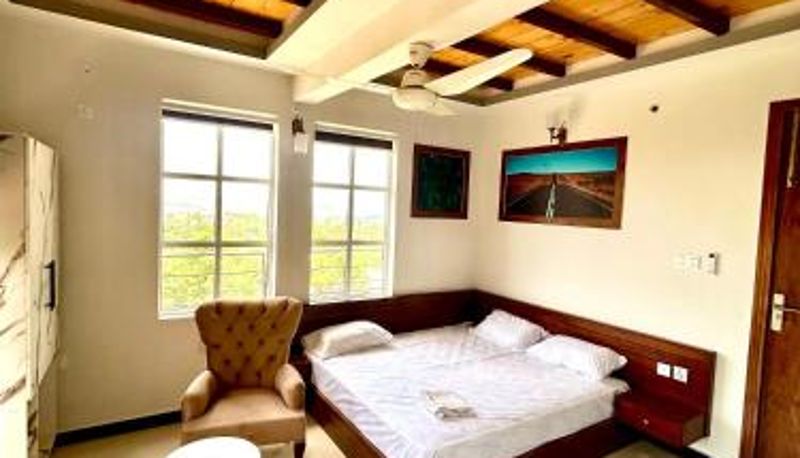 Room - Republika Central Hotel & Resort