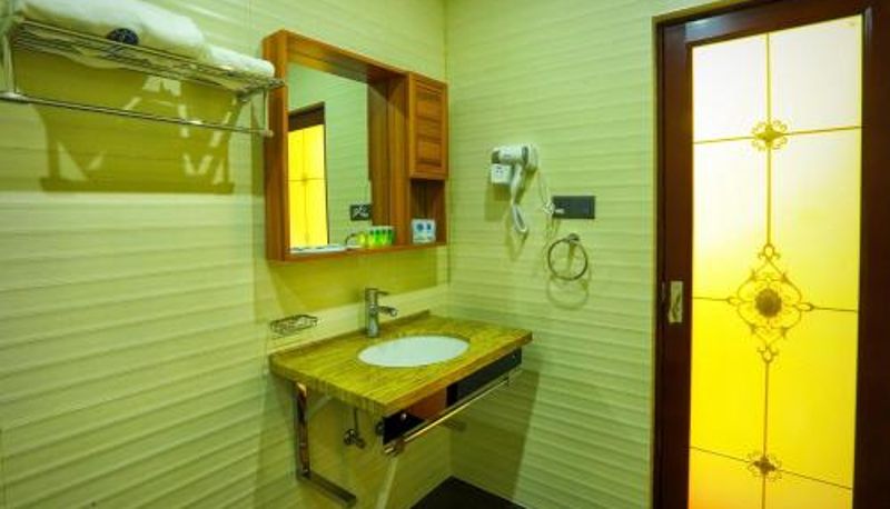 Badkamer - Eurostar Hotel Katunayake