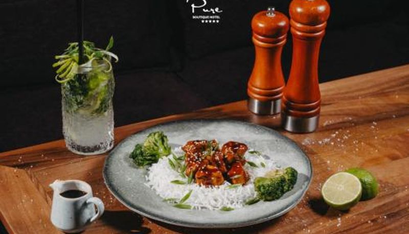 Restoran içinde kahvaltı salonu - Pure Boutique Hotel