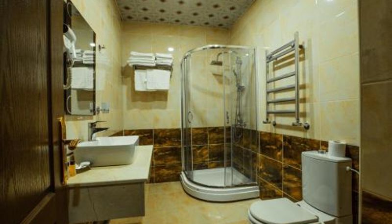 Üç kişilik oda - Ruma Qala Hotel