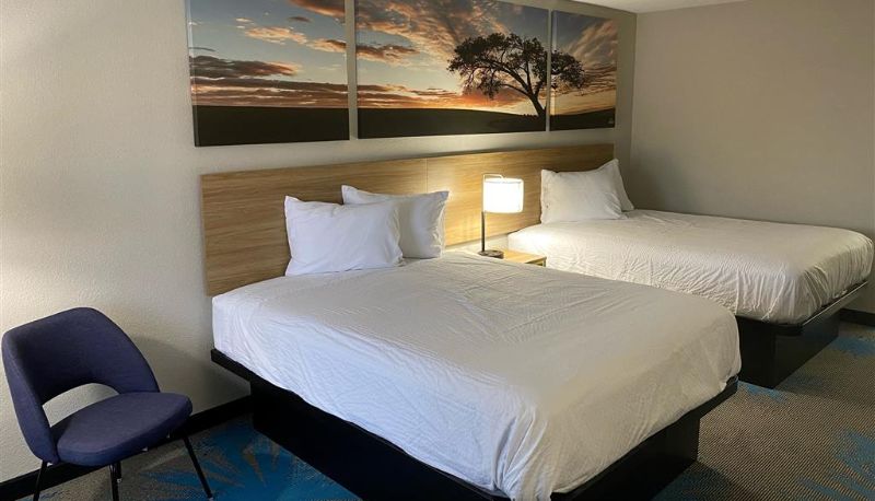 Camera - Days Inn by Wyndham Newnan