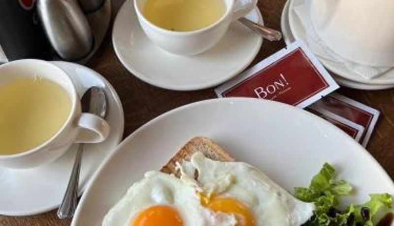 Sala śniadaniowa w restauracji - WHITE HOTEL GYUMRI