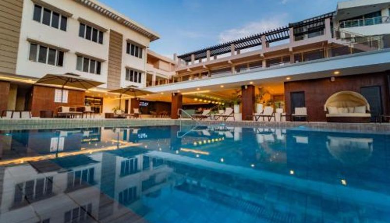 Havuz - MetroCentre Hotel
