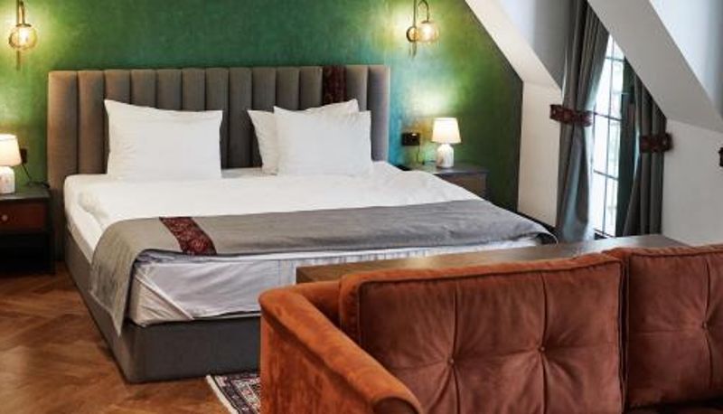 Room - Molokan Inn Hotel