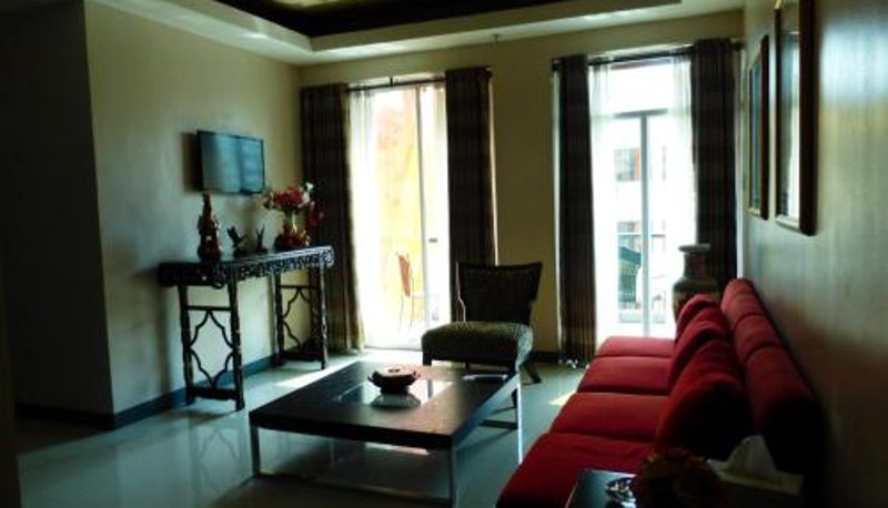 Información - Silver Oaks Suites & Hotel