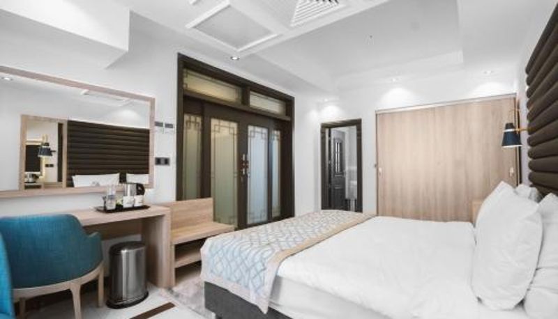 Suite - Noor Land Hotel
