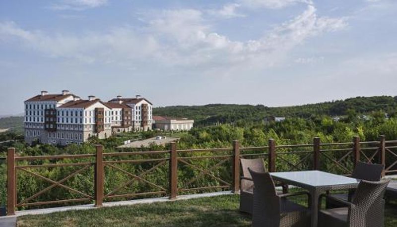 Taras - Basqal Resort & SPA