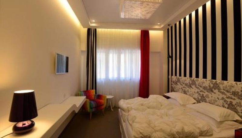 Info - Miramar Hotel Resort and Spa