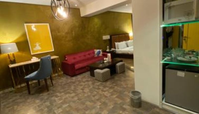 Info - Lahore Continental Hotel