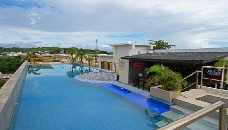 Basen - Aloha Boracay Hotel