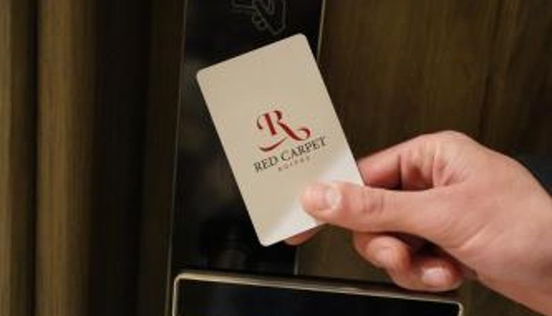 Bilgi - Red Carpet Hotel & Suites
