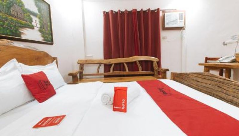 Pokój - RedDoorz Plus @ Jollydays Hotel Nueva Ecija