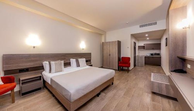 Info - DiliJazz Hotel & Restaurant