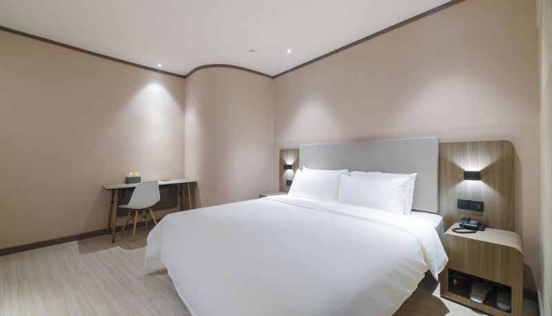 Zimmer - Hanting Wuhan Castle Peak Zhongyuan Plaza Hotel