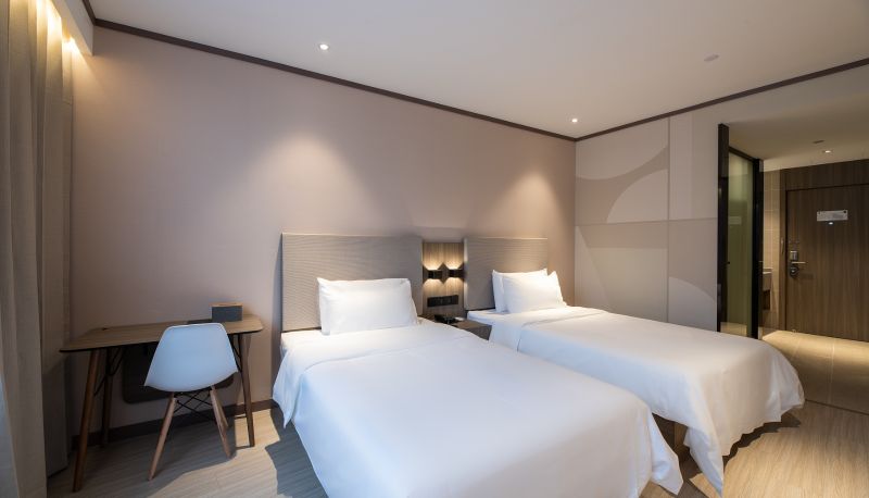 Zimmer - Hanting Wuhan Castle Peak Zhongyuan Plaza Hotel