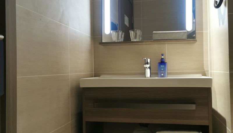 Info - Hanting  Huludao Yuhuang mall hotel