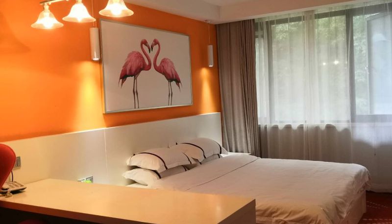 Chambre - Yilai Luoyang New District Longmen Station Hotel