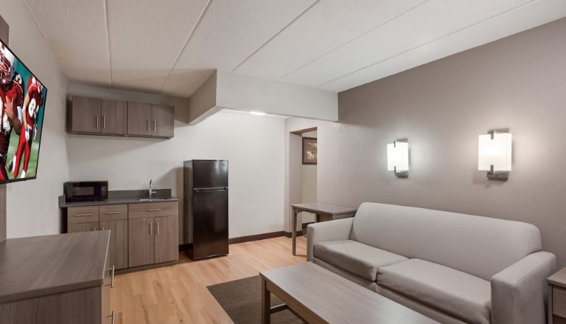 Suite - Red Roof Inn Philadelphia - Trevose