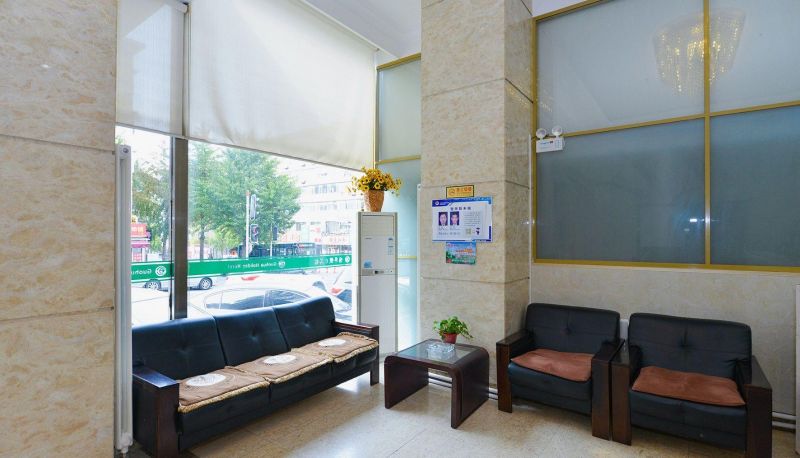 Zewnętrzna część hotelu - Guohua Holiday Hotel